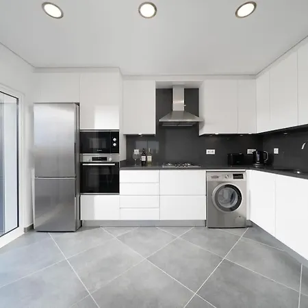 Rare & Modern Conceicao E